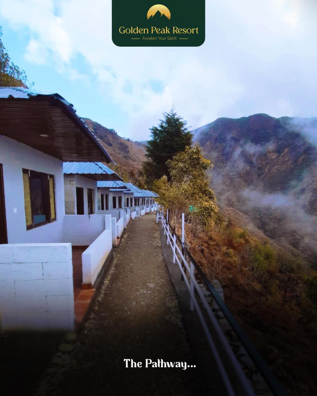 Golden Peak Resort Lakhwar Ngoại thất bức ảnh